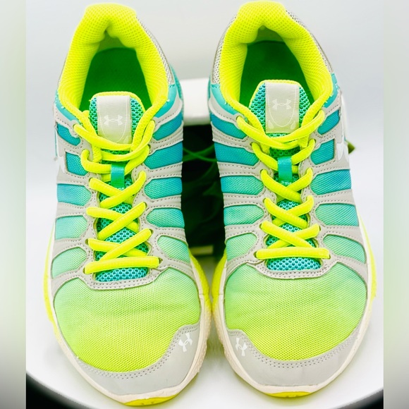 Under Armour Other - 🌺Under Armour Youth Micro G Pulse Sneakers🌸🌺